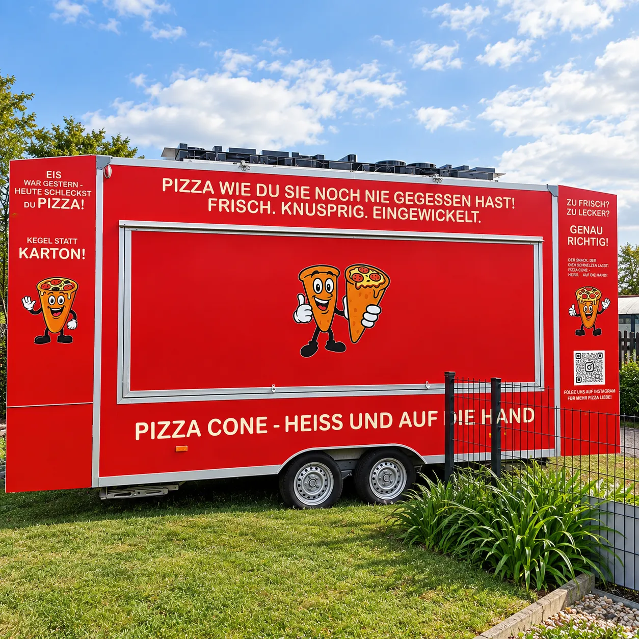 Vollflächig beschrifteter Verkaufsanhänger von Pizza Cone